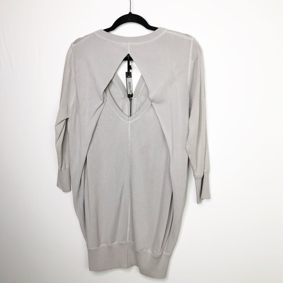 YUKA grey zip front open back sweater - Picture 4 of 12